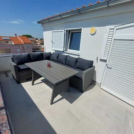 Apartman Nella Biograd Na Moru Exterior foto