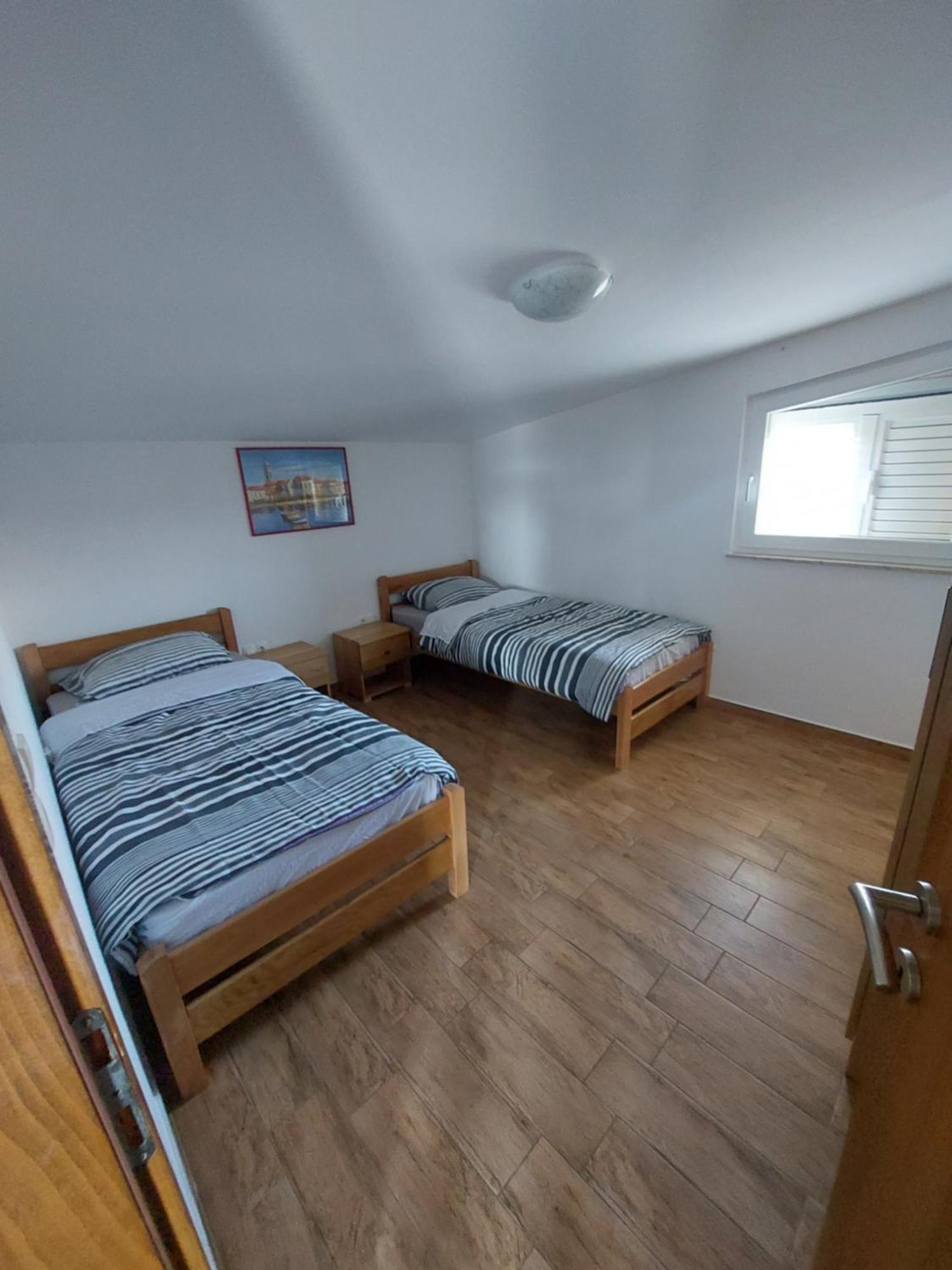 Apartman Nella Biograd Na Moru Exterior foto